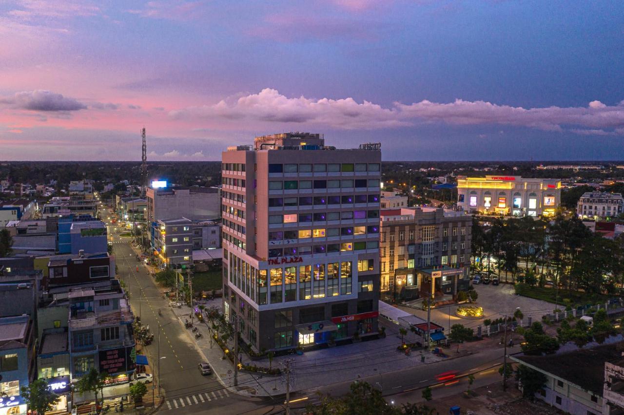 SOJO Hotel Hau Giang Vi Thanh Extérieur photo